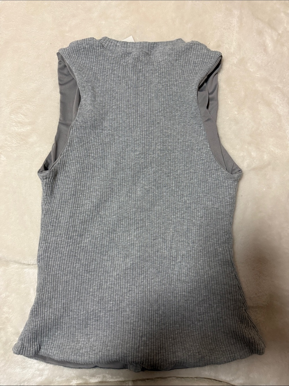Missguided Light Gray Ribbed Button-Back Tank - Picture 3 of 3